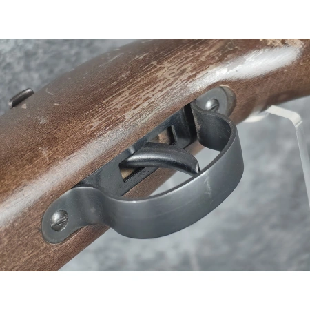 Ussfeller & Gopfert 22lr z 1971 roku